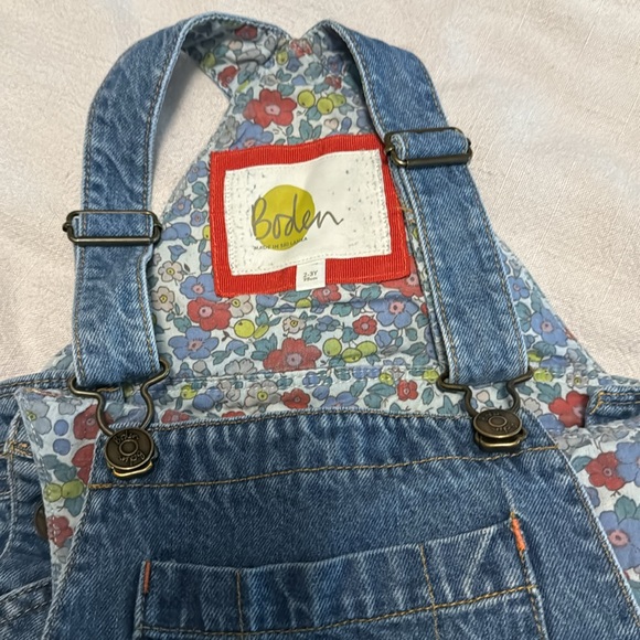 Mini Boden Heart overalls - Picture 2 of 3